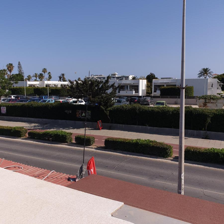 Ahoy Deluxe Apts Leilighet Ajía Nápa